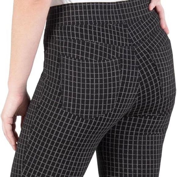 Seven7 Women's 4 Way Pull on Ponte Legging Size Medium - Picture 3 of 9